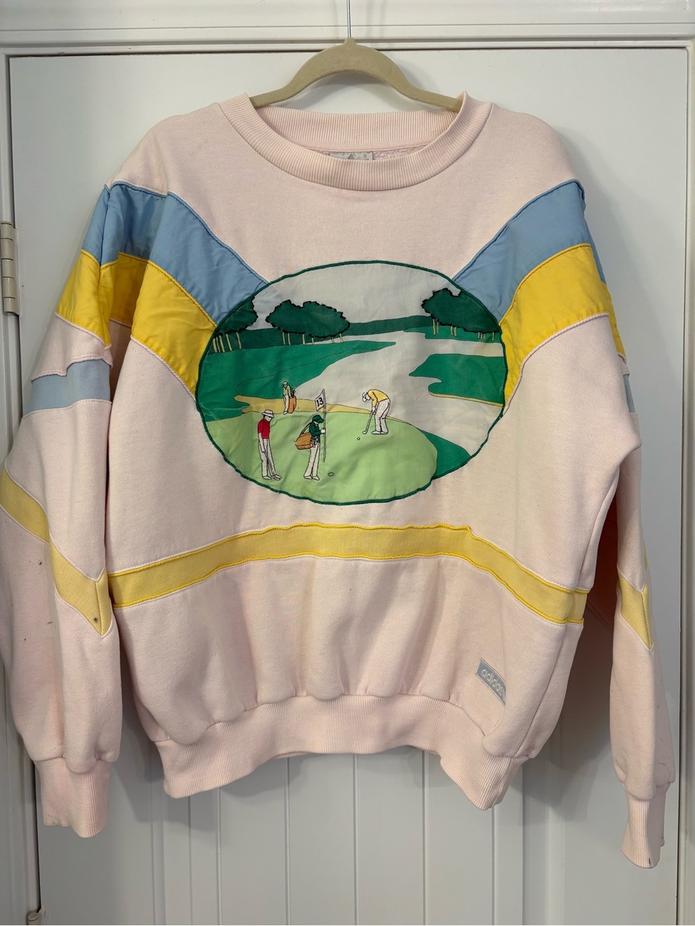 *Please Read* Vintage Adidas “The Hills Classic” Golf Crew